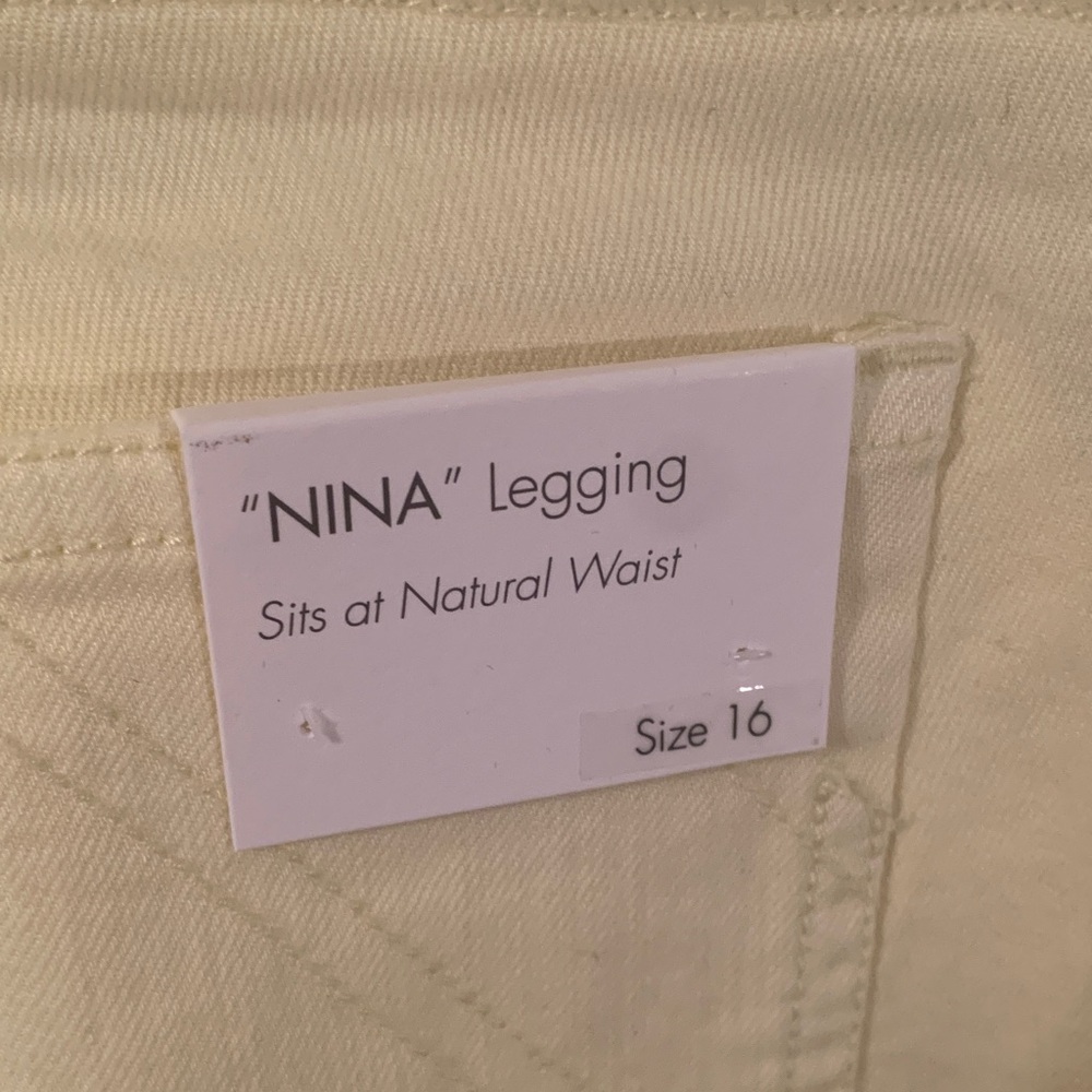 NWT - Foxcroft NYC Women's Yellow Jeans - Picture 5 of 6